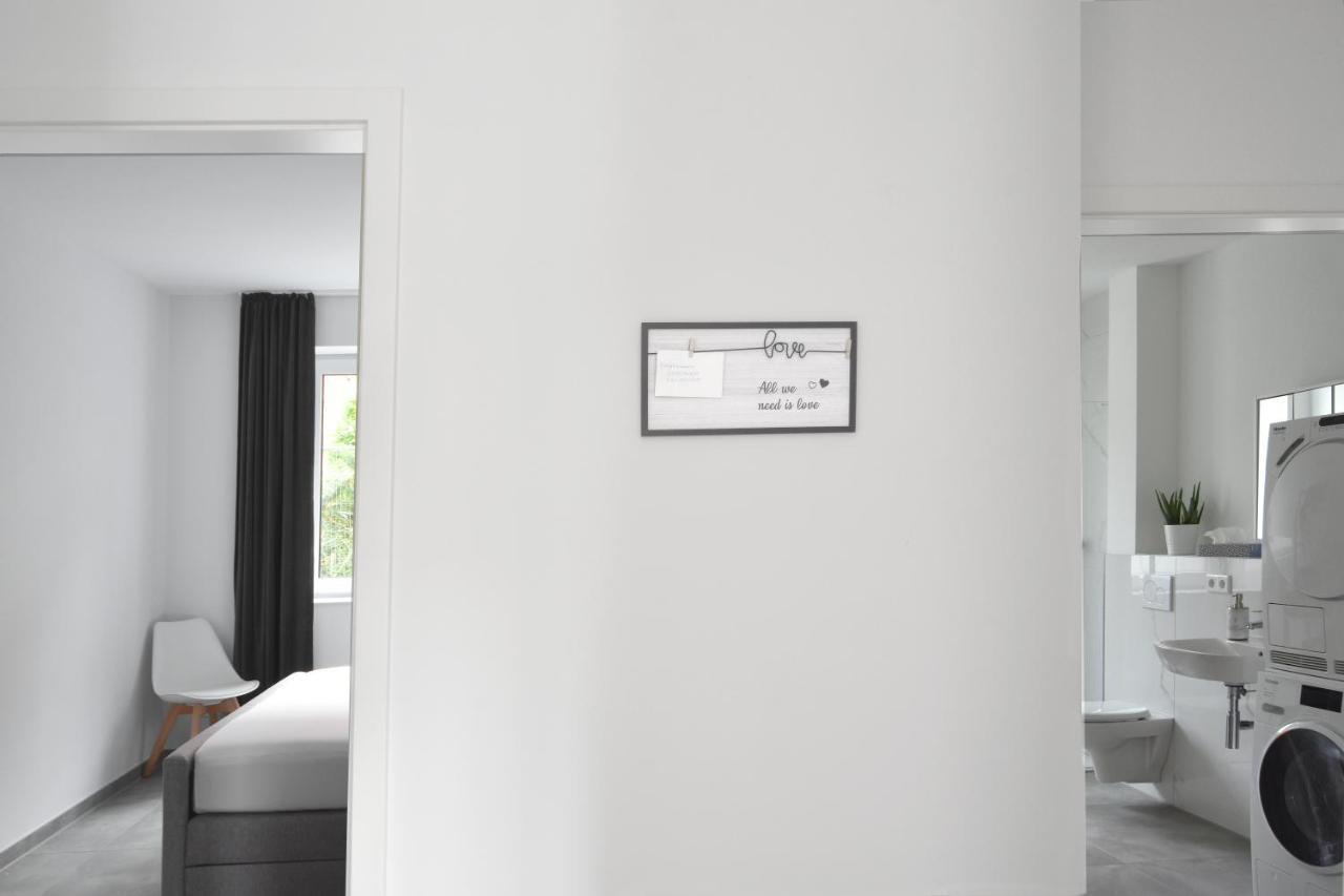 Familienfreundliche Neubauwohnung Mit Terrasse Hamburgo Exterior foto